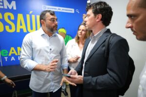 Imagem da notícia - Saúde AM Digital: Governador Wilson Lima vistoria instalação de salas que vão receber serviço de Telessaúde