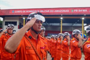 Imagem da notícia - Estrutura e equipamentos entregues pelo Governo do Amazonas ao Corpo de Bombeiros vão reforçar ações da estiagem