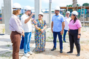 Imagem da notícia - Governador Wilson Lima e ministra Márcia Lopes vistoriam obras da Casa da Mulher Brasileira