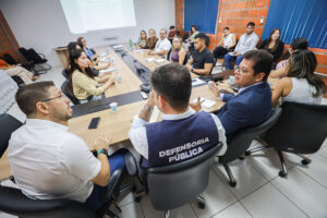 Imagem da notícia - Governo do Estado avança nas tratativas para oferecer soluções de moradia definitivas as famílias do Monte Horebe