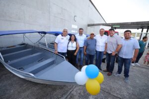 Imagem da notícia - Governador Wilson Lima entrega equipamentos que vão beneficiar 55 mil pescadores e anuncia crédito para a categoria