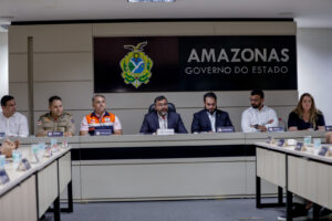 Imagem da notícia - Governador Wilson Lima apresenta ações para enfrentamento à estiagem e faz balanço da Operação Cheia 2025