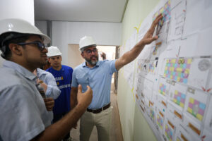 Imagem da notícia - Governador Wilson Lima vistoria obras do segundo Caic especializado no atendimento de crianças com Transtorno do Espectro Autista