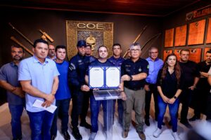 Governador Roberto Cidade inaugura tanque tático da COE e assina criação do Bope no Amazo…
