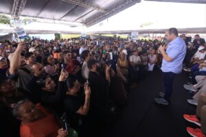 Imagem da notícia - Governo Presente: Governador Roberto Cidade leva programa ao interior e mobiliza ação de cidadania e serviços em Presidente Figueiredo 