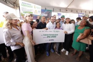 Governador Roberto Cidade leva 37ª edição do Governo Presente ao Careiro Castanho com ent…